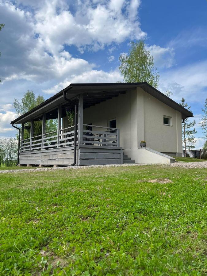Atputas Namins Jaunlaicene Villa Exterior photo